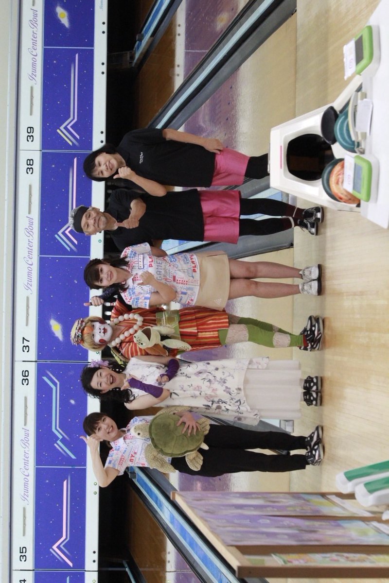ixw9g's tweet photo. 現在ICVにて放送中みんなでボウリングぅ7月号です！( ^ω^ )

大人になってからなにか新しく始めるのって大変❗️
涙も出ちゃうよね😭
でも皆の一生懸命な気持ちはきっと視聴者に届いてるよ❗️

とても貴重な経験、感動をありがとうございました🥰

#ボウリング
#モーニング娘に届け https://t.co/VHCw6kMfGs