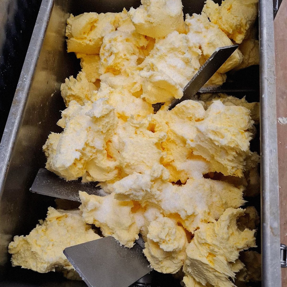 khalsabiotics's tweet photo. WHY YOU NEED TO EAT MORE FRESH BUTTER 🧈

Butter has been a staple in kitchens for generations, valued for its flavor and nutritional benefits. However, not all butter is created equal. The conventional butter found in most supermarkets is a far cry from the nutrient-dense, grass-fed butter our ancestors enjoyed.

Traditional butter comes from cows that graze on fresh pastures, resulting in a product that's rich in color and nutrients. This grass-fed butter is higher in beneficial compounds like omega-3 fatty acids, butyric acid, and conjugated linoleic acid (CLA). It also contains cholesterol, which, contrary to popular belief, is essential for hormone production and cell health.

Fresh butter balances both Vata and Pitta, aiding in healthy weight gain, strength, and the lowering of inflammation while stimulating your digestive system. This keeps you at bay from ailments that would arise from the weakening of the digestive fire. It is one of the best foods to consume for fertility and any autoimmune conditions related to inflammation (IBS/IBD ...) as it expels excess heat from the body and restores the normal function of organs such as the stomach, liver, pancreas, and colon, all of which are responsible for the breakdown, absorption, and elimination of food.

While it's possible to find organic, grass-fed butter in stores, the best option is to make your own from raw cream. This process is simpler than you might think and doesn't require any special or expensive equipment. If you can only find raw milk, you can easily skim the cream from the top and process it with a hand-made or electrical butter churner on a low speed. For a more traditional process, convert the milk into curd and process it through the Bilona method, which consists of manually churning the curd in a clay butter pot to separate the buttermilk from the butter, preserving the beneficial bacteria from the curd. This is also known as cultured butter.

Invest in your health today so that you're not forced to do so whilst laying in misery on a hospital bed. Eat butter and stay afar from greedy corporations that are preventing you from achieving the most optimal genetic code. 

Akal Sahai.