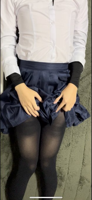 おにゅーのアングル 週末くらいに投稿するよ〜 https://t.co/4CbHpzOh0e