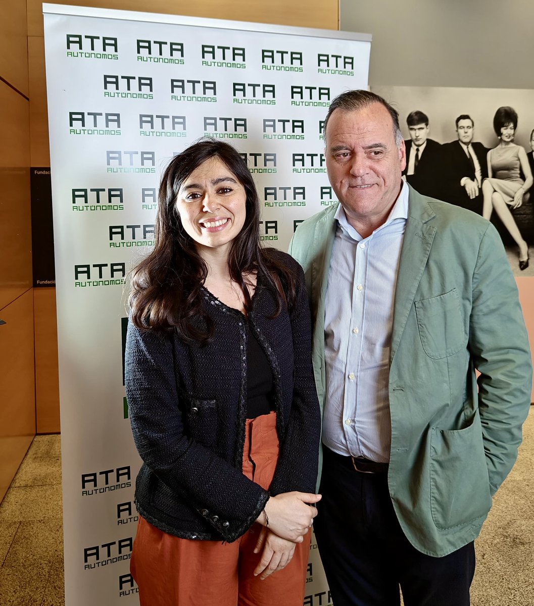 DomiCuriel's tweet photo. Hoy asistimos al V Foro Emprendedores &amp; #Autónomos organizado por @autonomosata donde hemos escuchado de primera mano la problemática y los logros de los autónom@s. Digitalizacion,  economía circular y sostenible... Debates y ponencias muy enriquecedoras. #ForoATA #Autonomas https://t.co/EsKpzMr2aB