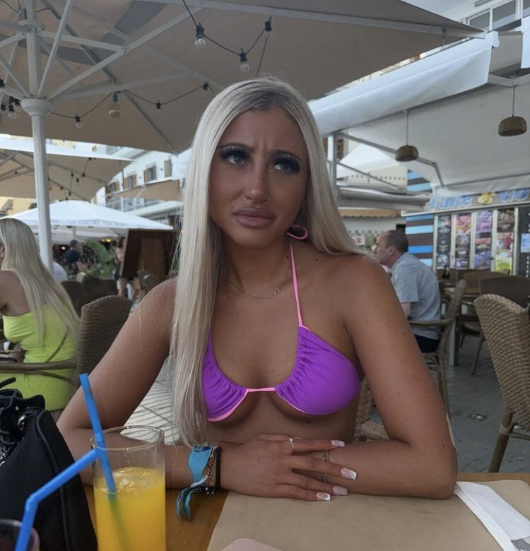 WikiM279's tweet photo. Take me back to IBIZZZAAAA!! #buyingcontent #sellingcontent #premiumsnapchat #goddess #findom #paypig #onlyfans https://t.co/ILW9MDouhh