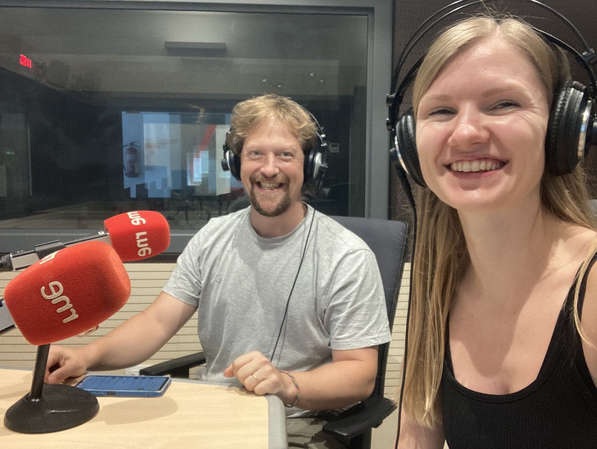 Julie Klepstad (@julieklepstad) on Twitter photo Hemos disfrutado un montón nuestro visita a la programa <a href="/agolpedebit/">agolpedebit_en red</a> 📻🎤🔬🧬👩🔬🎊 Gracias por la invitación! #RTVESomosCiencia #Sevilletor Hemos disfrutado un montón nuestro visita a la programa <a href="/agolpedebit/">agolpedebit_en red</a> 📻🎤🔬🧬👩🔬🎊 Gracias por la invitación! #RTVESomosCiencia #Sevilletor