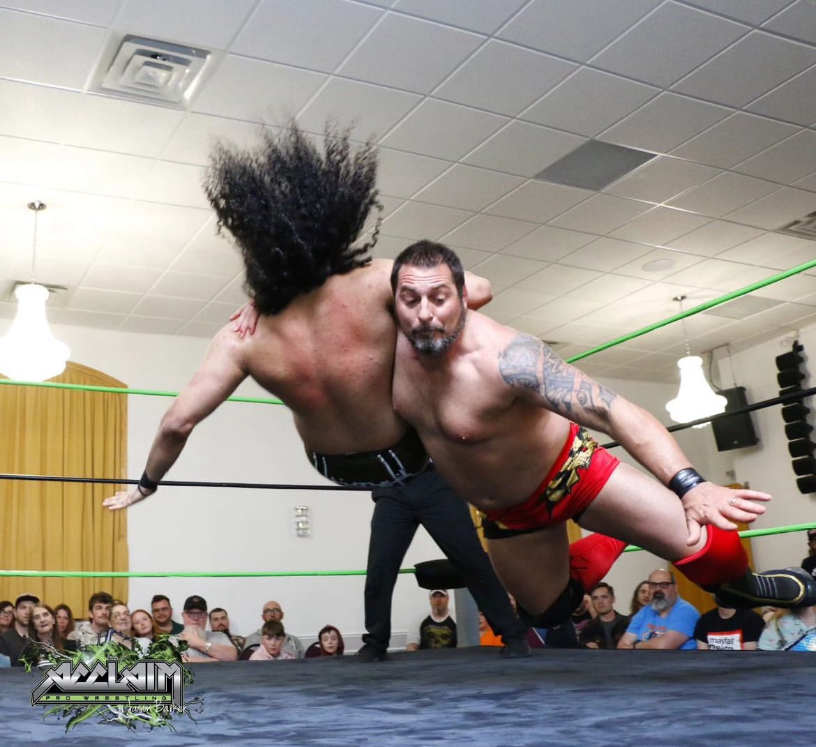 Acclaim_Pro's tweet photo. .@eXeSs_official and Ahmed (@kpkwrestling)
#ottawa #myottawa #ottawaevents #wrestling #professionalwrestling #prowrestling #indiewrestling #ilovewrestling #ontarioindies #canadianindies #canadianwrestling #wwe #aew #tna #ottawawrestling #apw #acclaimprowrestling #ahmed #exess https://t.co/w7zF6LsAld