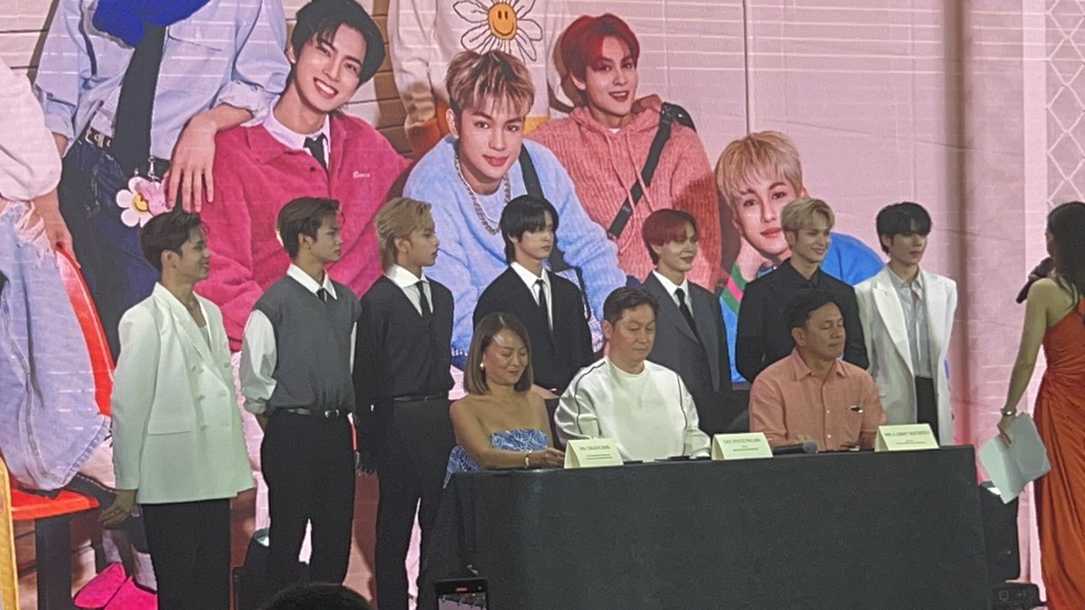 tmtizaiglesias's tweet photo. LOOK: P-Pop group Hori7on announced as JBL Philippines newest brand ambassador.

@TheManilaTimes 
#JBLepicmoments
#JBLepicsound
#JBLPH
#DareToListen https://t.co/Z0mGzsnsNP