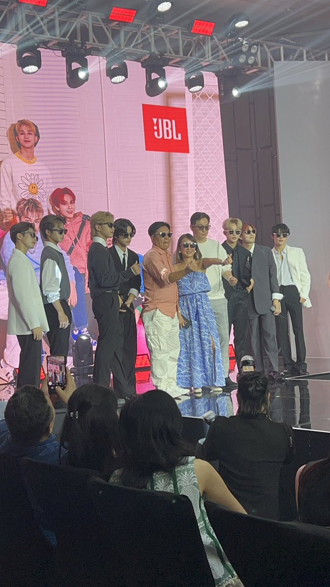 tmtizaiglesias's tweet photo. LOOK: P-Pop group Hori7on announced as JBL Philippines newest brand ambassador.

@TheManilaTimes 
#JBLepicmoments
#JBLepicsound
#JBLPH
#DareToListen https://t.co/Z0mGzsnsNP