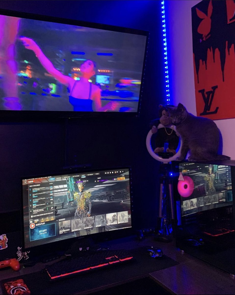 SauceFitzy's tweet photo. Old vs New setup. How we feeling chat? https://t.co/fkzpl7LNAM