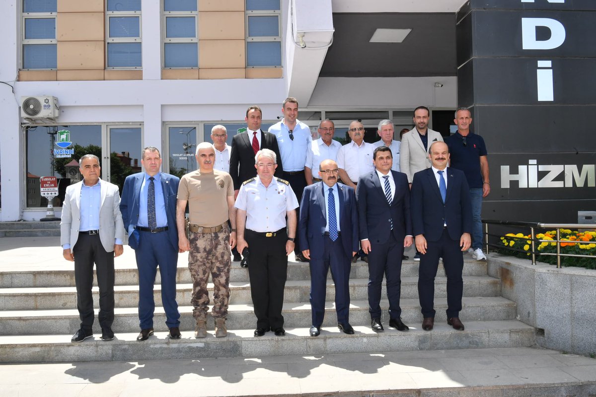 Balıkesir Valiliği tweet media