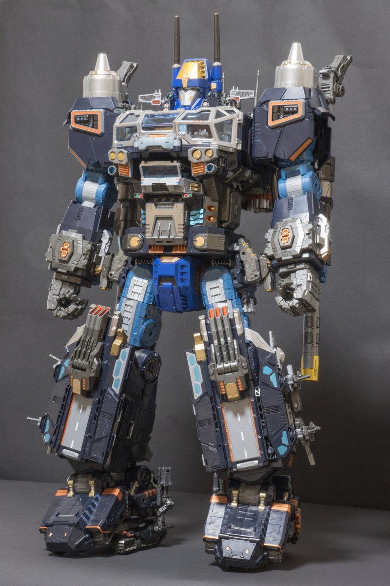 section13013001's tweet photo. エクリプスはロボットベースGXの総体強化機である
構造素材・エネルギーバイパス・FZジェネレーター等の換装により従来のGXタイプを凌駕する性能を保有している
またB.I.G-A.Iに並列システムが在り機能の一部は自律化され、5名程度の人員で十全の性能が発揮できる

#オールダイアクロンコンペ2024 https://t.co/dlTY0mIjQ5