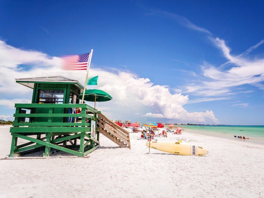 Sound_Advice's tweet photo. Celebrate Independence Day with 30% OFF nearly Everything in our Online Store to advance your voiceover career! Act FAST! Savings this big won’t last long! #voiceacting #voiceactor #actorslife #voiceovercareer #VOPro https://t.co/7WDO8pqNgV https://t.co/a706tVmLM6