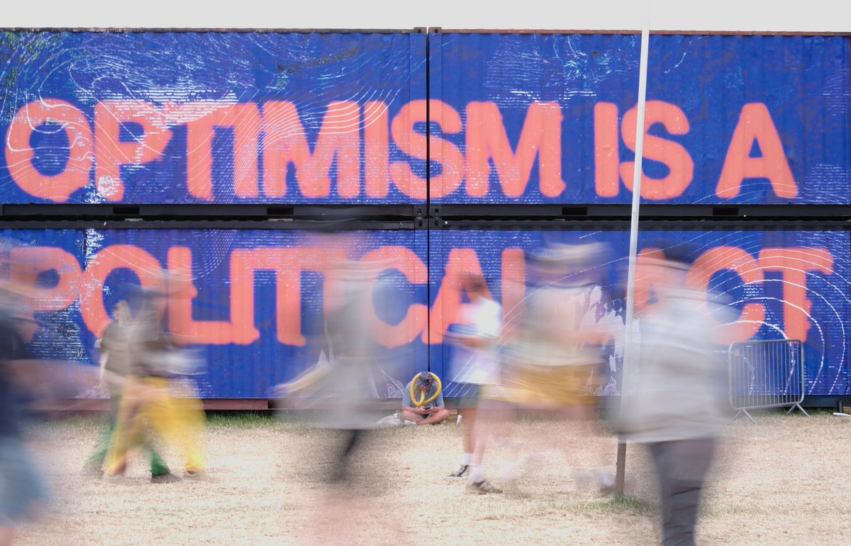 hollie ☆ tweet media