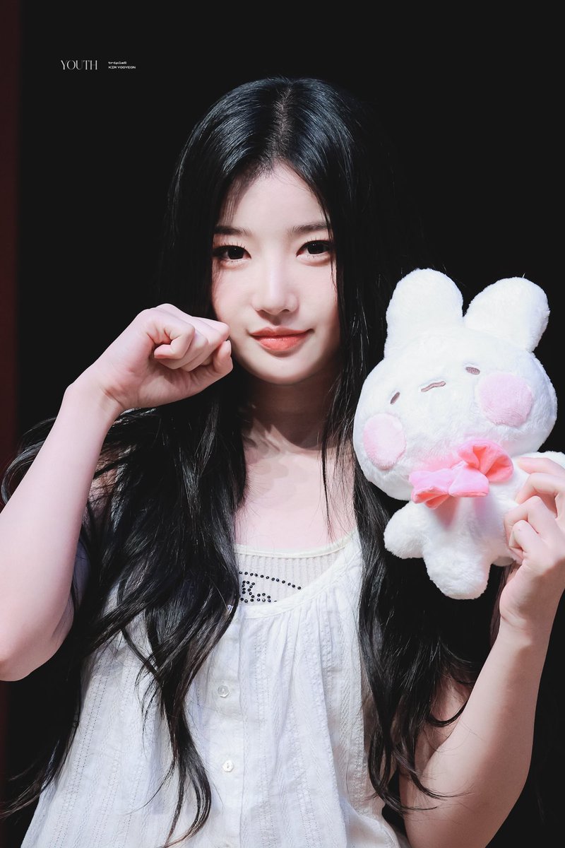 YOUTH_010209's tweet photo. 240628 😙

#트리플에스 #TripleS #김유연 #KimYooYeon https://t.co/5uG8zhEtXI