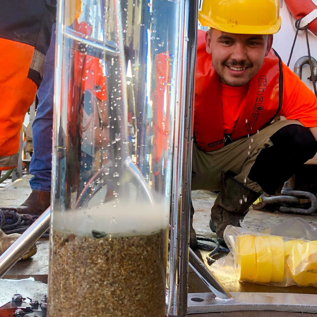 CMS-GeoScience Ltd (@cmsgeoscience) on Twitter photo CMS GeoScience Ltd recently partnered with the <a href="/Bluemarinef/">Blue Marine Foundation</a> and the <a href="/UniofExeter/">University of Exeter</a> on an exciting project, The <a href="/ConvexSeascape/">Convex Seascape Survey</a> Survey.
Read our latest article to learn more about our involvement in the project: cms-geoscience.co.uk/single-post/a-ā¦
#MarineScience #Research #BlueCarbon CMS GeoScience Ltd recently partnered with the <a href="/Bluemarinef/">Blue Marine Foundation</a> and the <a href="/UniofExeter/">University of Exeter</a> on an exciting project, The <a href="/ConvexSeascape/">Convex Seascape Survey</a> Survey.
Read our latest article to learn more about our involvement in the project: cms-geoscience.co.uk/single-post/a-ā¦
#MarineScience #Research #BlueCarbon