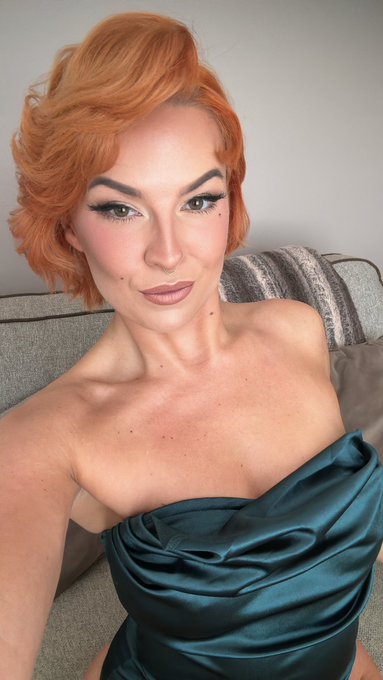 Tell Jesus, the bitch is back https://t.co/t2m35Y7yOz