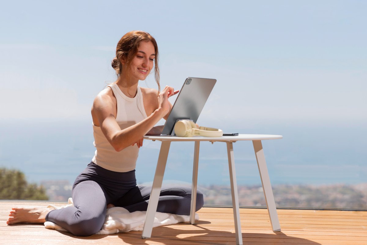 ¡Entrena Online con Centro Impulso! 🔥
🌞 Este verano no pares y sigue cuidando de ti con Centro Impulso. No hay excusas, ¡este verano entrenamos juntos! 🙌
#Entrenamiento #Verano #Objetivos #SaludYBienestar #EntrenamientoOnline #Deporte #CentroImpulso #Online #vacaciones