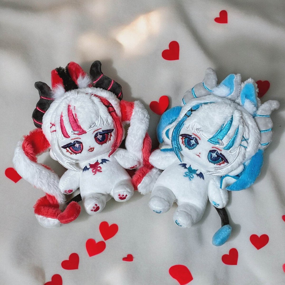 kyan_nui's tweet photo. 無属性ぬいぐるみピンクデビ🩷😈＆ブルーデビ🩵😈 10cm申込みフォームになります！  
●申込締切⋯7/18(木)23:59〆
●一次入金締切⋯8/1(木)23:59〆
早期終了はしないので、焦らず申込みしていただければと思います！よろしくお願いいたします！
https://t.co/QxdGXSVky9
#JPぬい #棉花娃娃 #日本娃娃 https://t.co/JmogtD5Xl0