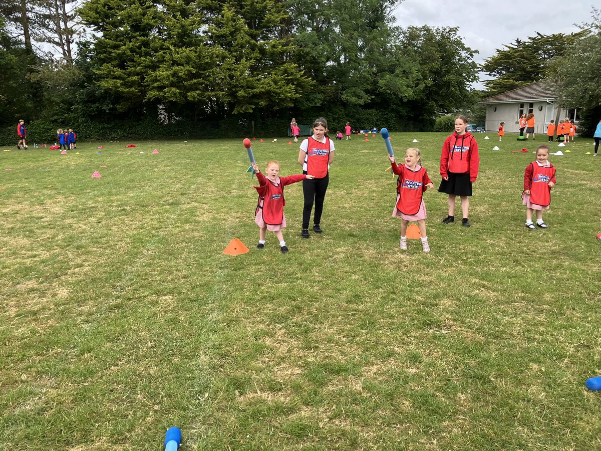 LjdCoaching's tweet photo. Great morning running the @AspireAcademies West EYFS games. Lots of activities tried and fun had. A huge shout out to the brilliant @PenrynPrimary year 6 leaders who helped run the activities. 👏 #HaveFun #playsport #makefriends https://t.co/u0xtOj22Xq