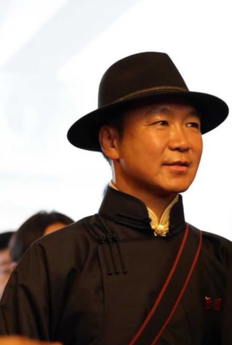 энэ нөхөр тэнгэрт явциймуу