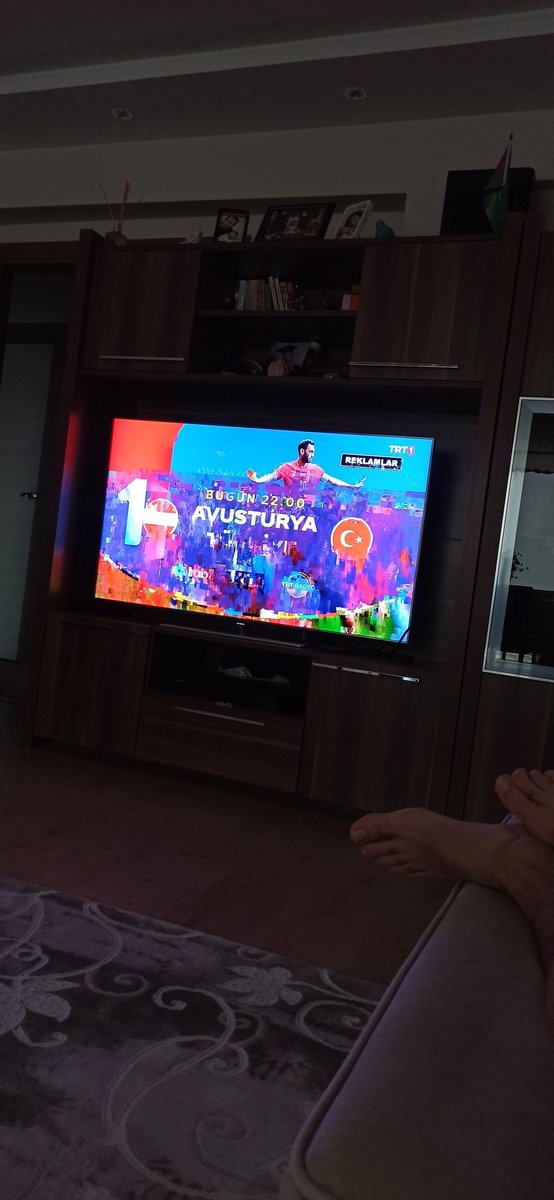 sonkurtmetehan's tweet photo. @trt1 Yapacağınız işi ... Faturadan trt payı kesmesini biliyonuz ama. Ulusal kanalımızı bize korsan izlettiriyorsunuz. Size de bu yakışırdı zaten. https://t.co/HYDi7BieaS