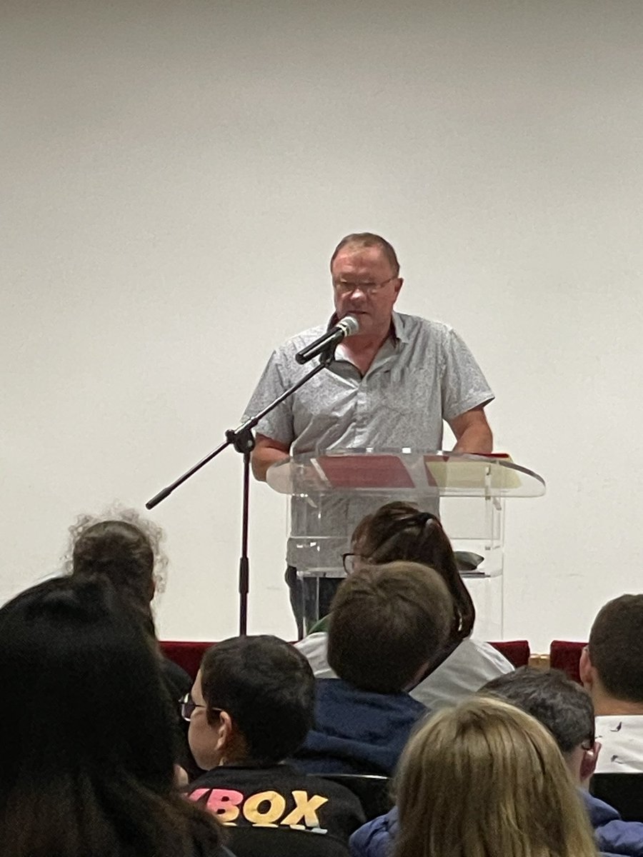 27 équipes participantes au rallye vélo à <a href="/stsebsurloire/">Saint-Seb</a> en partenariat avec la Police municipale de notre ville. Ce soir remise des récompenses. 3ème groupe A Marie Curie. 2ème exequo Saint Bernadette, Douet, La Fontaine. 1er groupe Skate Board école Marie Curie.
