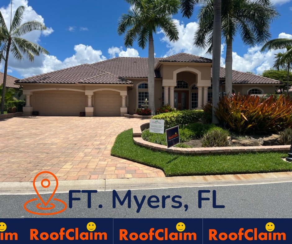 RoofClaimUS's tweet photo. It's been rainy in Southwest Florida, but we're still getting it done!
#rooftechnologyexperts #roofing #roofspecialists #roofingcontractor #roofersofinstagram #homeimprovements #contractors #roofingcompany #droneinspections #technologyservice #wearehiring https://t.co/LUa7Nza2lx