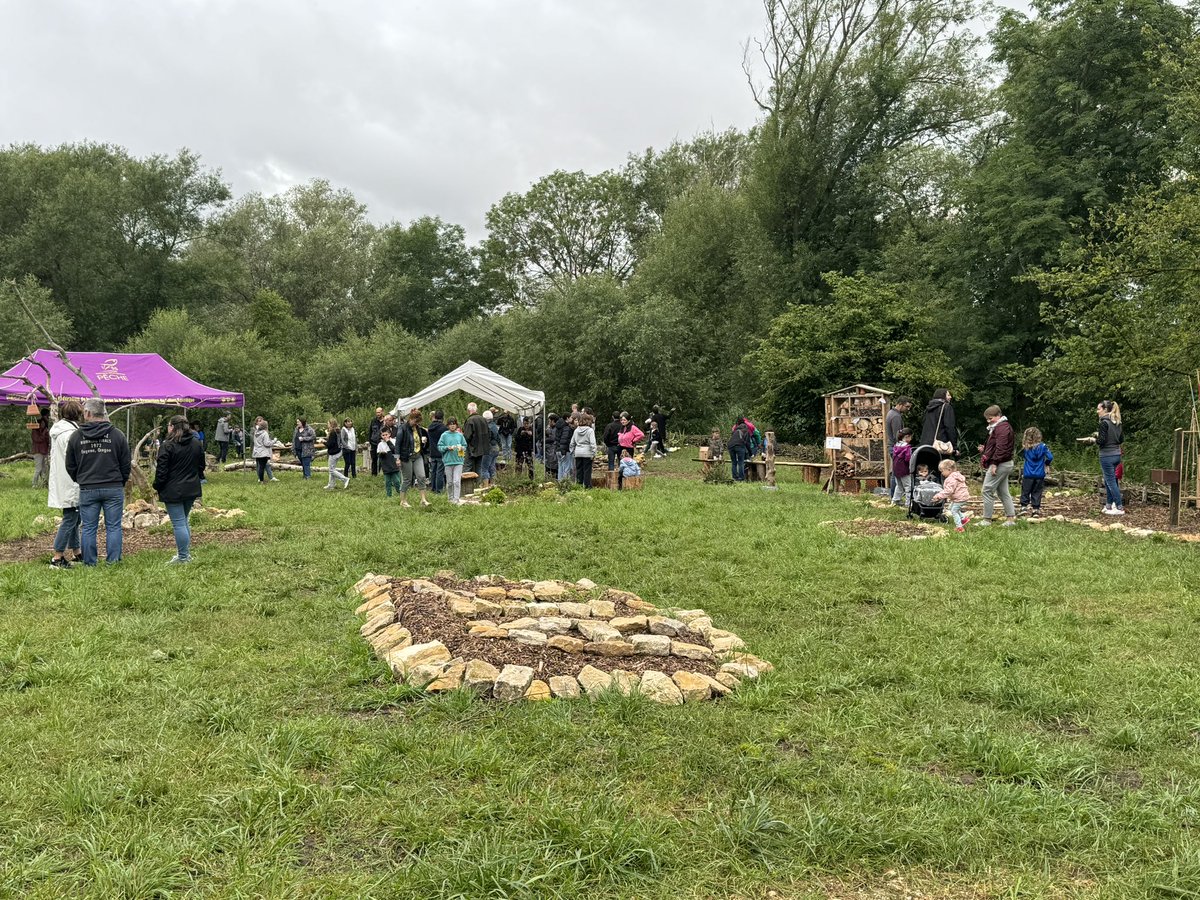 Inauguration de la première Aire Terrestre Éducative de la circonscription sur la commune de Buzy - Un bel investissement des élèves et enseignants ! <a href="/ien_stenay/">IEN Stenay</a> <a href="/DSDEN55/">DSDEN55</a>