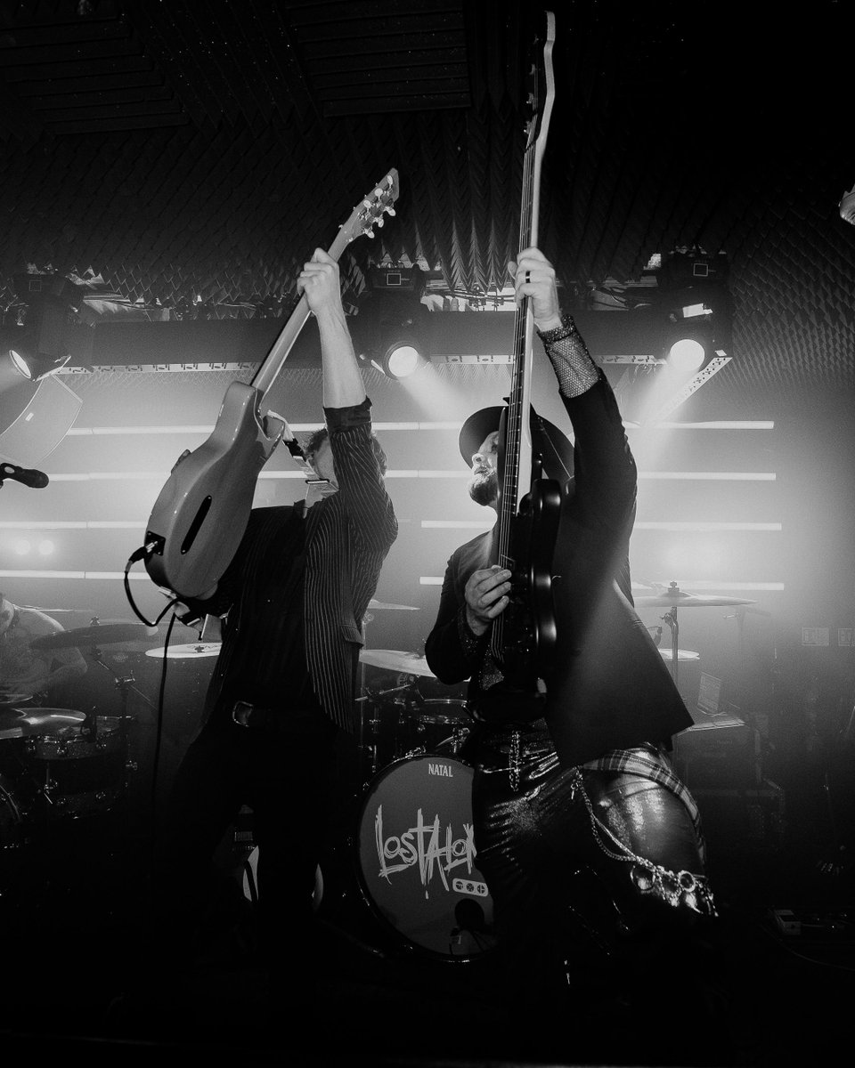 AS SIRENS FALL (@assirensfall) on Twitter photo .u must know i'm stressed out.
๐ธ <a href="/pearlxcook/">pearly</a> .u must know i'm stressed out.
๐ธ <a href="/pearlxcook/">pearly</a>