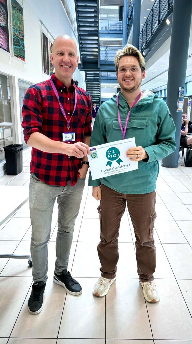 🎉Congratulations to the poster competition winners at our #BeckerShowcase!

Postgrads
1st prize - @OShorthouse 
2nd prize - <a href="/ErinPallott/">Erin the Slime Scientist</a> 
3rd prize - Anna Haines

Postdocs
1st prize - <a href="/wound_immunol/">Dr Joshua Cox</a> 
2nd prize - Sabrina Tamburrano
3rd prize - @KellyWemyss (not pictured)
