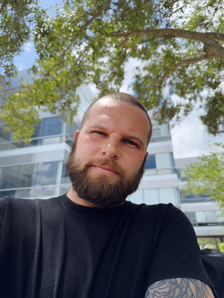 Zac (@zacjjohnson) on Twitter photo 