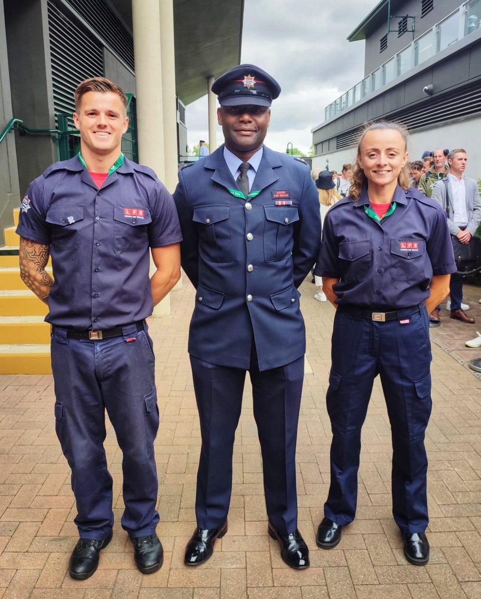 LondonFire's tweet image. This week, the Brigade continues its tradition of providing stewards at #Wimbledon. 🎾 

For nearly 60 years, firefighters, control officers, fire safety inspectors &amp;amp; other London Fire Brigade staff have given up their time to volunteer at The Championships, kicking off today.