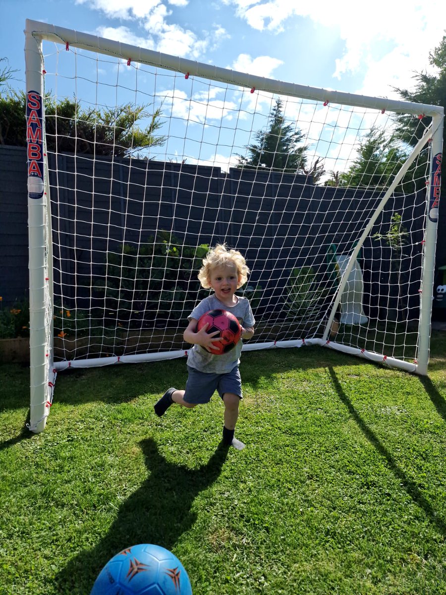 A summer of Football means one thing - playing with your Samba goal in your own garden ⚽🎉