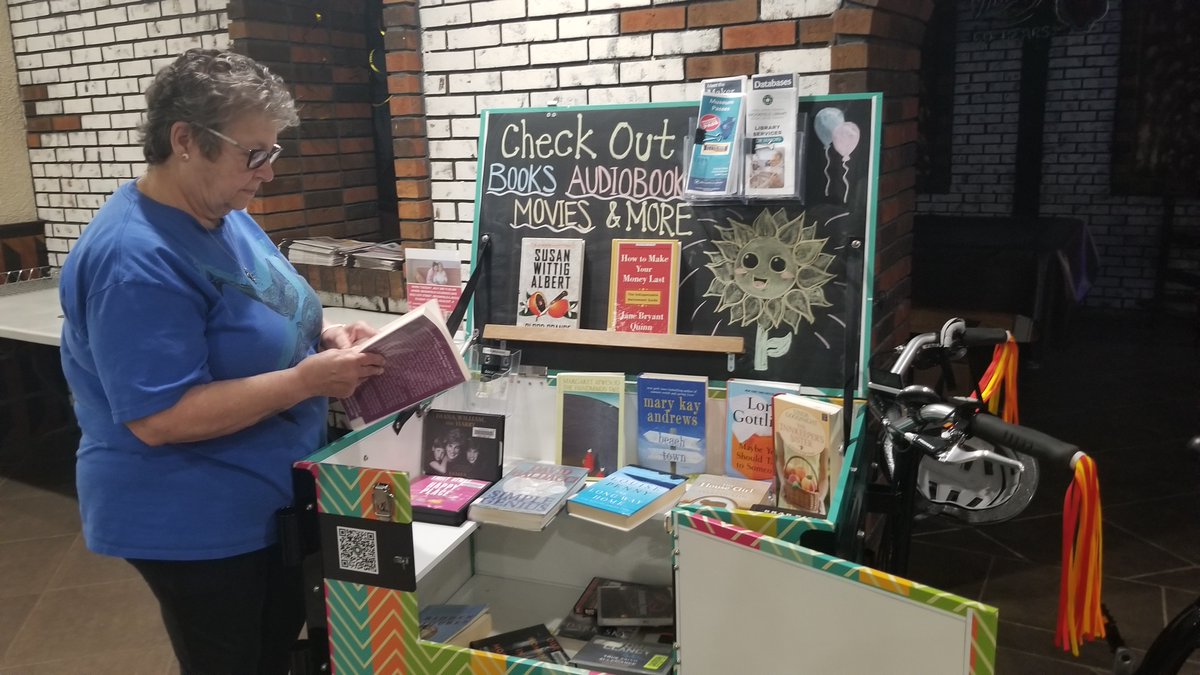 BrookfieldPL's tweet image. The Title Wave book bike stopped by Brookfield Colgrass Community Cafe to offer book, audiobook, and DVD checkouts at the Eating &amp;amp; Reading event for seniors last week. We ❤️ our community partners! #Community #LibraryPartner #SeniorEvents #BookBike #TitleWave #LibraryOutreach