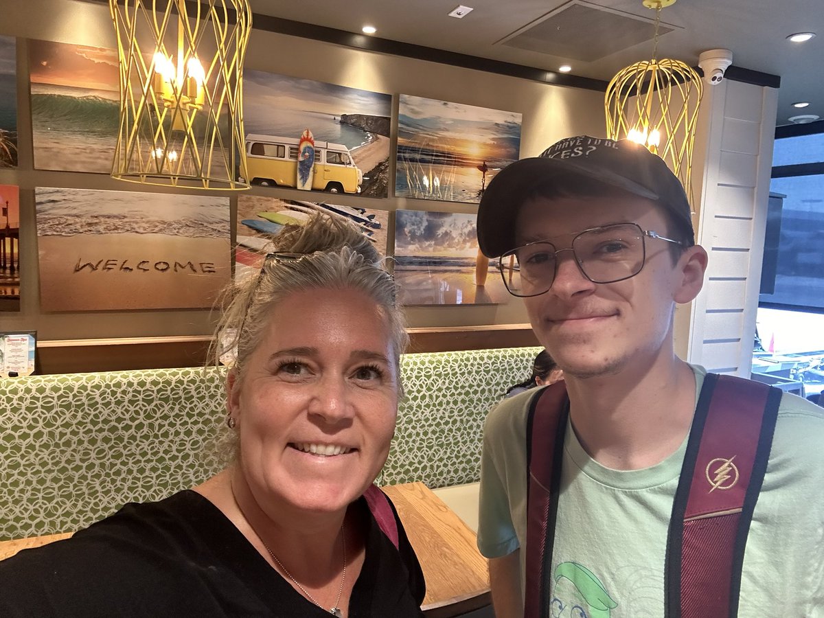 wjeklund's tweet photo. ✨Athan and I 🛫 off to New York in style! Boarding the Star Wars-themed Alaska Airlines flight for an epic Fourth of July weekend and Pokémon Go Fest adventure! 🚀🎆 

#FourthOfJuly #PokemonGoFest #TravelAdventures https://t.co/ItxEtVdWHU