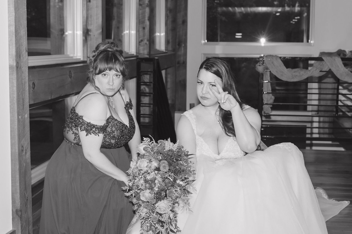 Mother_Hen69's tweet photo. Because what is a millennial without their peace sign? https://t.co/JQHOSN3kk8