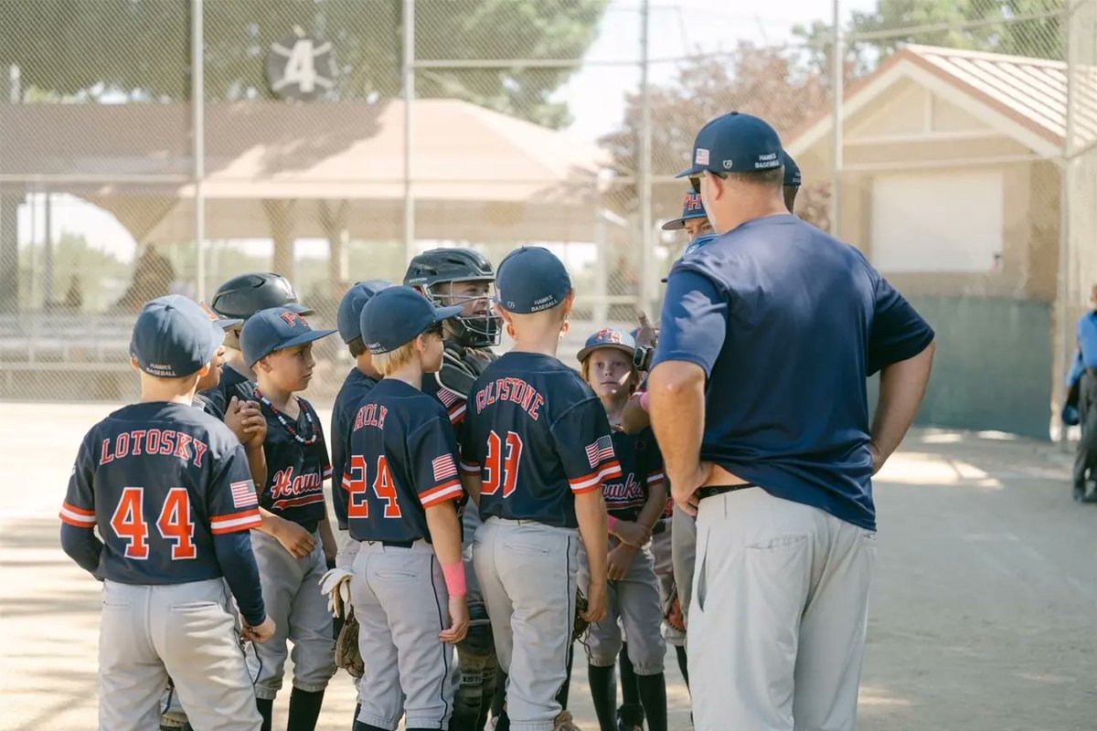 phhawksbaseball's tweet photo. 9U 680 Hawks Goldstone Team finished their season this last weekend in beautiful Pismo Bay. 
We would like to thank our amazing Coaches with their guidance and grit all season- shaping these kids into great ball players! See you in the Fall! 🦅 Go Hawks! https://t.co/dSTHZQkOJy