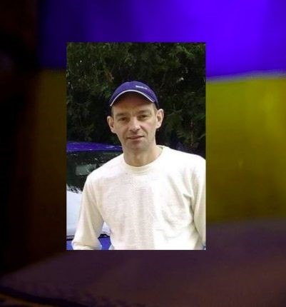 Join us every day as we observe a minute’s silence in honor of the men, women &amp; children who perished in this savage war.
They laid down their lives for Ukraine &amp; Europe!

RIP - Viacheslav Kuzmych (53), Oleh Surovets (33), Yurii Burko (27), Oleh Levytskyi

#ArmUkraineNow