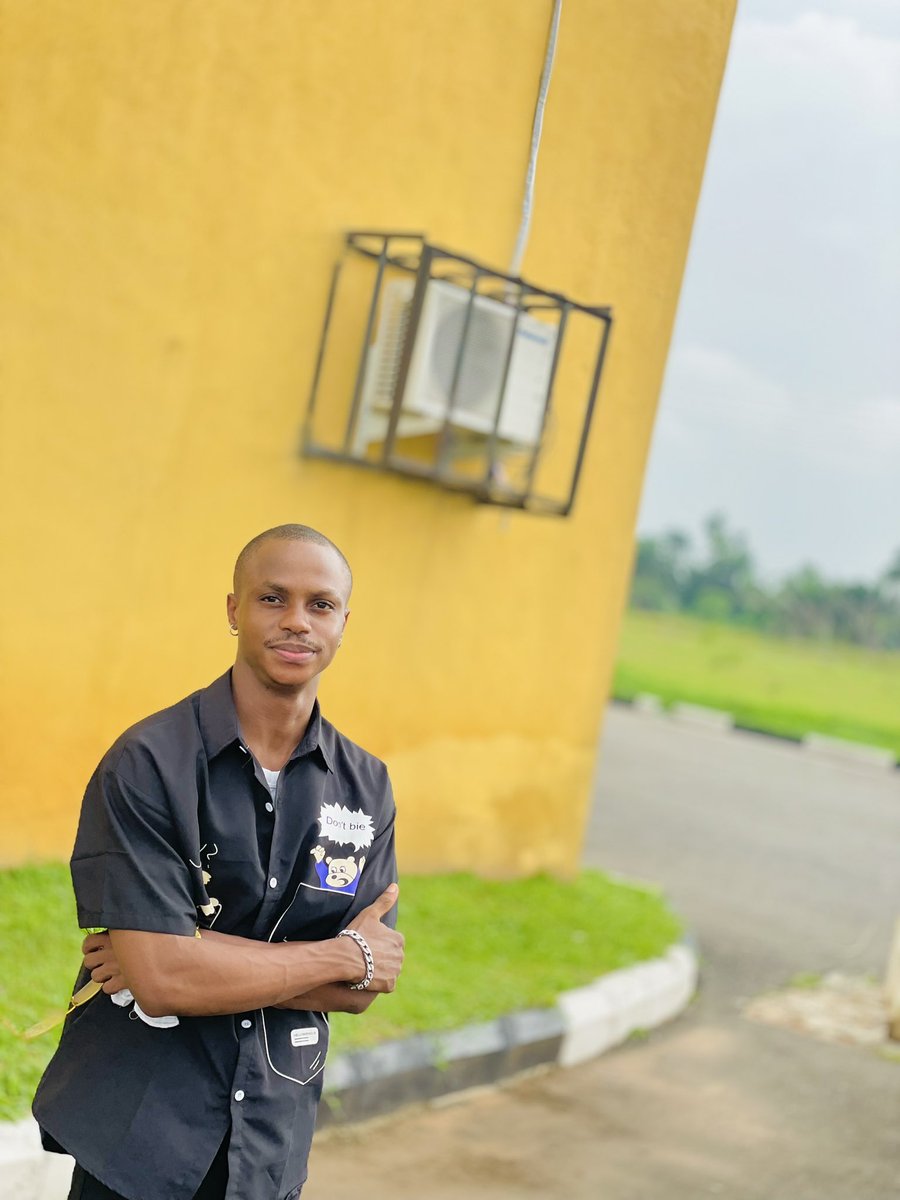 Ejirogiftpraise's tweet photo. 31 DAYS OF THANKSGIVING 

July 2
29 more days to go

Serving Jesus has helped me a lot. Where would I have been today? I know how I started and where I started from. Four years ago,I was on the street begging.
#ejirogiftpraise
#July2024
#Julythanksgiving
#youngceoejirogift https://t.co/M8KAmCsEuJ