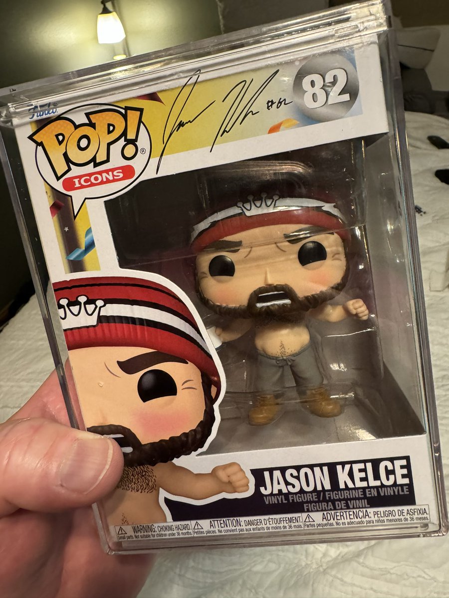 jspearson's tweet photo. Nice work @JasonKelce, @killatrav and @newheightshow !!!  This made our day!!! https://t.co/ZsV50GYKZb