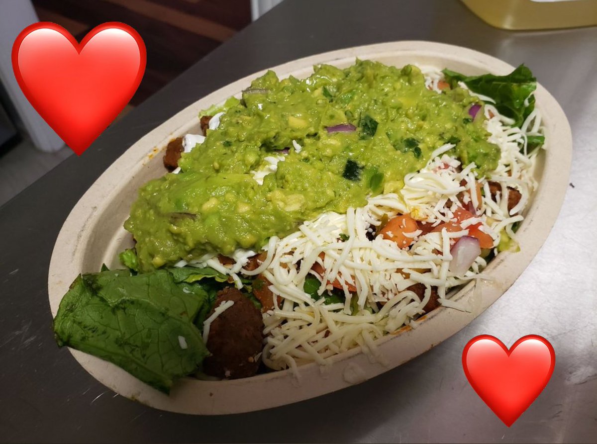 SHUNTER13's tweet photo. #CelebCardContest @ChipotleTweets ❤️ https://t.co/TADpjox4Cj