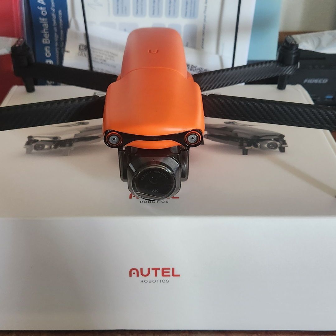 snocoliving's tweet photo. Today’s our first home filming with the new Autel Evo Lite+ drone! 🚁✨ Autel, a local Bothell company, is helping us create higher quality ads for our home sellers. Proud to support a local leader! 🏡💪 #DroneFilming #SupportLocal #AutelEvoLite #HomeSellers #Bothell https://t.co/0Zjutx5Fgl