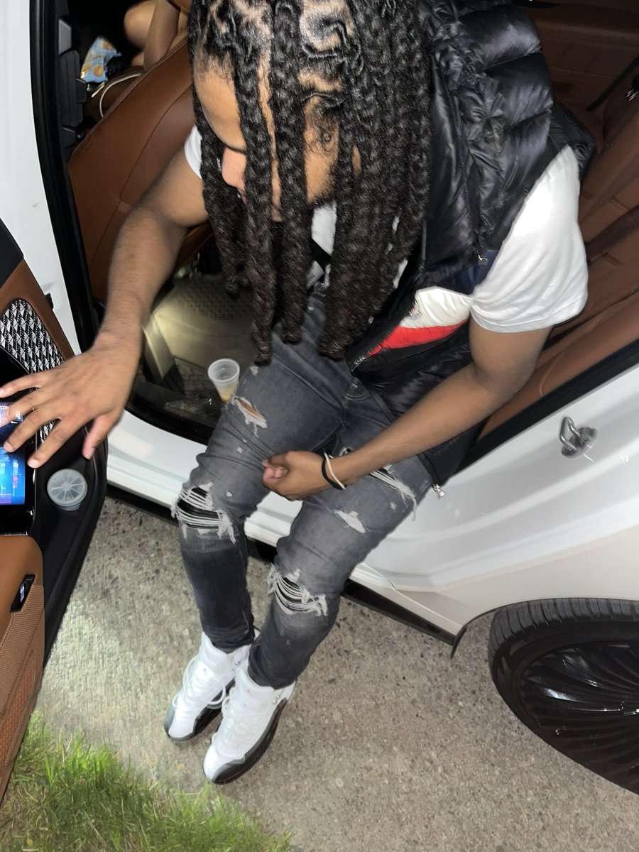 ____terrell's tweet image. Happy 1️⃣st Day to me #Freemybrotha #FreeDoe #LLP