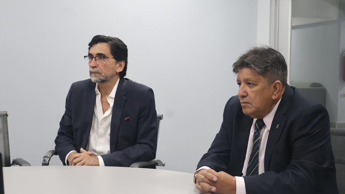 Es importante promover vínculos que permitan perfeccionar las experiencias de aprendizaje para que estudiantes y profesionales del sector amplíen sus conocimientos y mejoren sus destrezas, por ello firmamos un convenio con <a href="/ulvr_edu/">ULVR</a> para seguir incentivar el desarrollo del sector