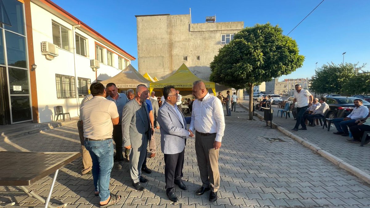 av_hasanteke27's tweet photo. Partimiz kurucularından @huseyinustundaq kardeşimizin hakkın rahmetine kavuşan dayısı ve yakınlarına başsağlığı diledik.
Allah rahmet eylesin mekanı cennet olsun inşallah.

@RTErdogan @fahrettinaltun @FatmaSahin https://t.co/xriPwfR6kM