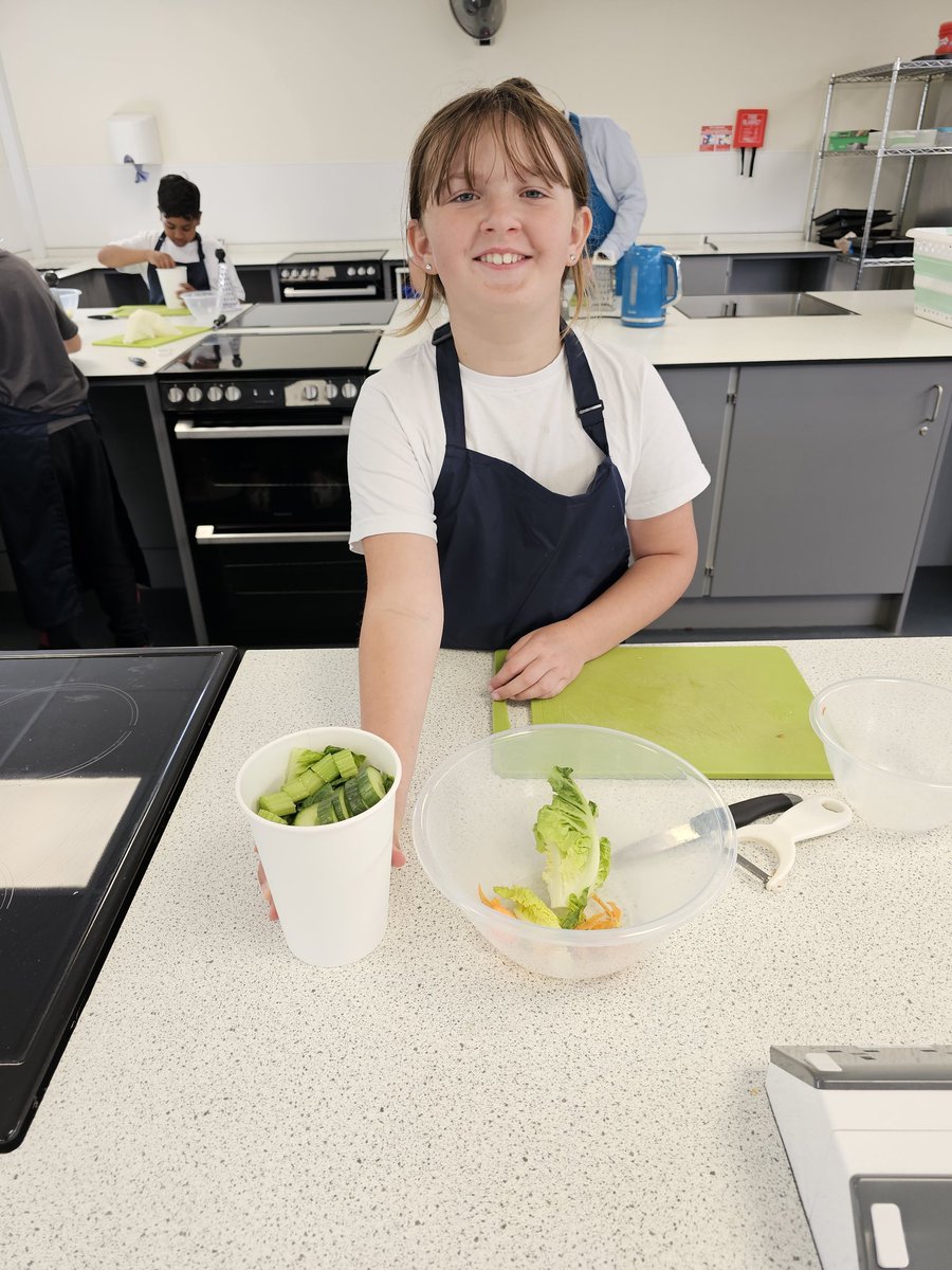 Jack Chambers (@mrchambersyr5) on Twitter photo Wow, we had a great time at Priory today learning how to prepare a layered salad. The children loved visiting a secondary school and learning how to use knives safely π<a href="/CastleBatchPSA/">Castle Batch Primary School Acacemy</a> <a href="/MrsTedderYear1/">MrsTedderCBPSA</a> <a href="/MrsCarterDTFood/">Design PCSA</a> Wow, we had a great time at Priory today learning how to prepare a layered salad. The children loved visiting a secondary school and learning how to use knives safely π<a href="/CastleBatchPSA/">Castle Batch Primary School Acacemy</a> <a href="/MrsTedderYear1/">MrsTedderCBPSA</a> <a href="/MrsCarterDTFood/">Design PCSA</a>