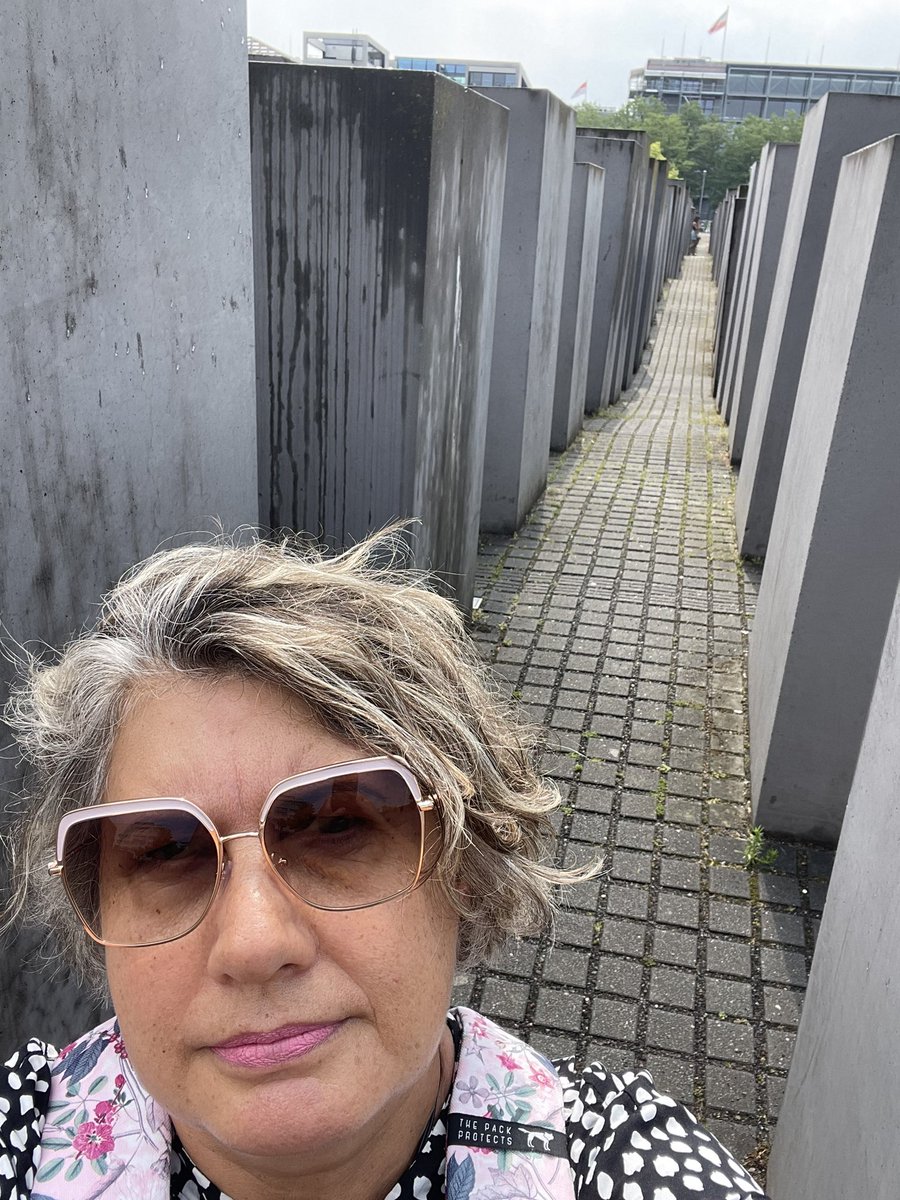 Eindelijk was ik hier! Wat een verschrikking 😭 Onbegrijpelijk 💔