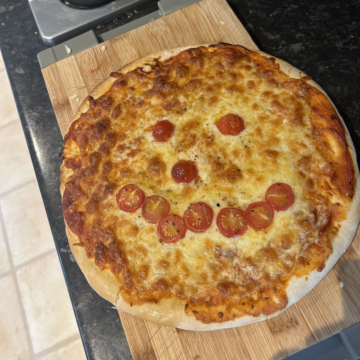 It’s no secret me and Robbie are proper lil Italophiles so we’re buzzing that Benefits are finally playing in Italy this Friday at <a href="/LarsRockFest/">Lars Rock Fest</a> in Chiusi Scalo. Gonna ciao our lungs out.