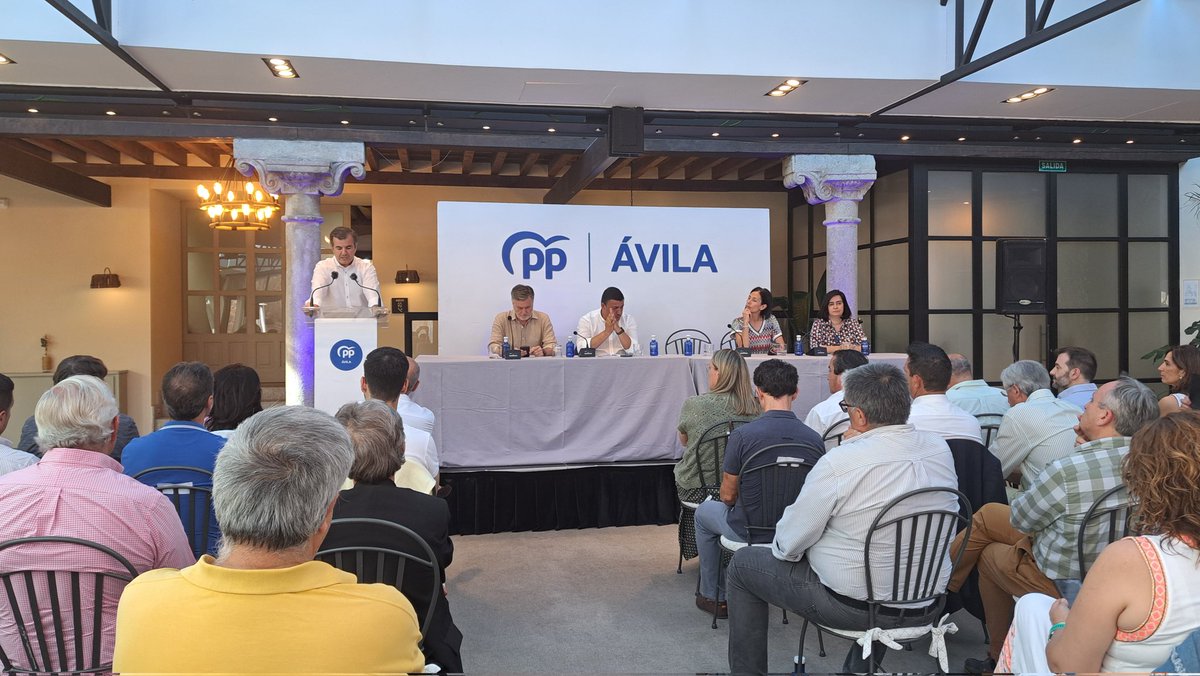 .<a href="/JuntosSotillo/">Juan Pablo Martín-Juntos por Sotillo</a> 👉El <a href="/ppopular/">Partido Popular</a> somos un Ancla de contención que garantiza la #DemocraciaConstitucional de nuestro pais 🇪🇦
⛔️Un ministro alentando la fractura de una Comunidad Autónoma apoyando la separación de una de sus provincias. 
#JuntaDirectiva <a href="/PPopularAvila/">Partido Popular de Ávila</a>