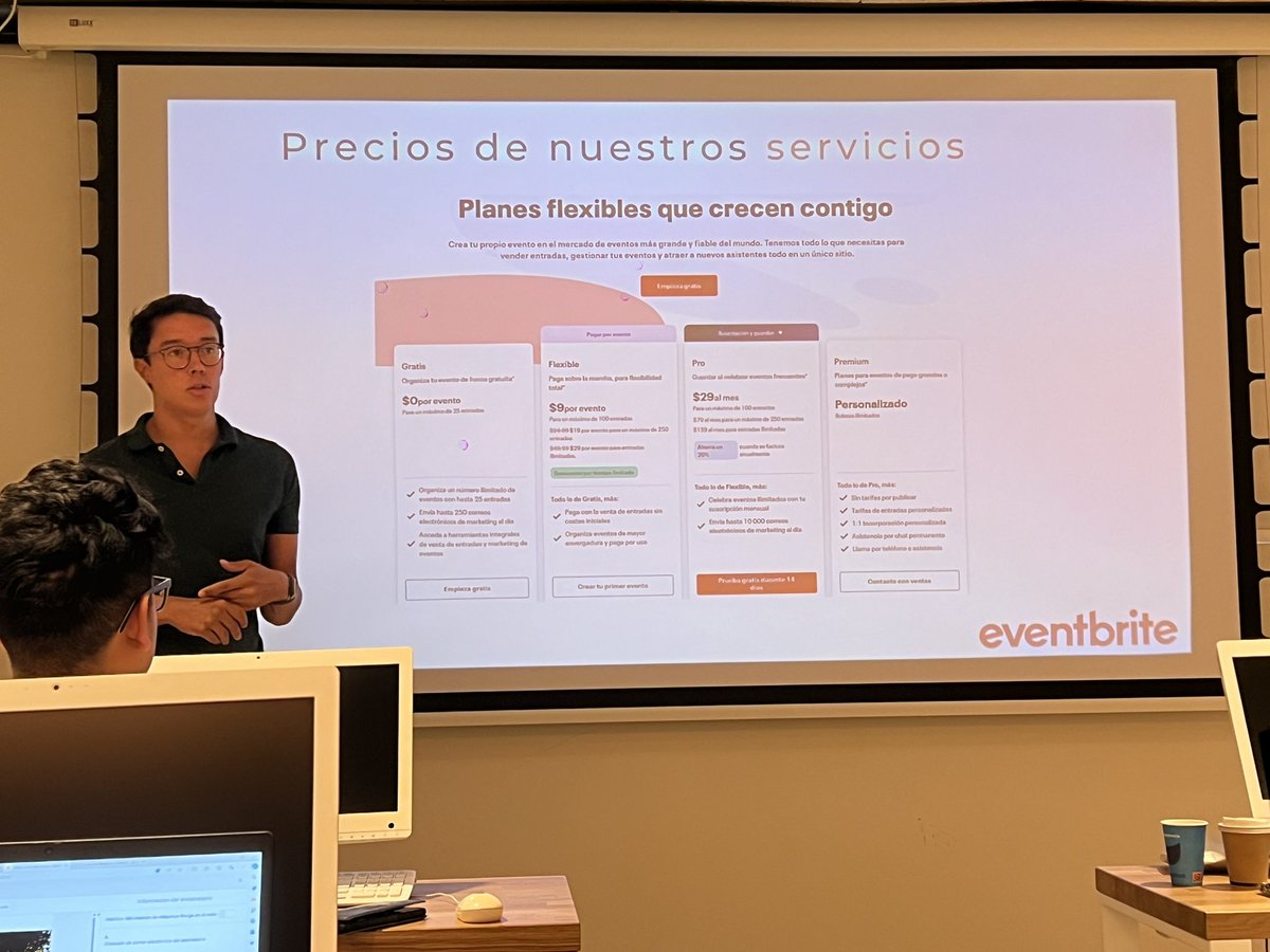 🔎 Nuestros compañeros <a href="/carmenn_rami/">Carmen Ramirez</a> y <a href="/pababe11/">Pablo Ibáñez Iberlucea</a> de la agencia <a href="/beviralmood/">BeViral Mood</a> nos han presentado la #herramienta <a href="/EventbriteES/">Eventbrite ES</a> para la gestión de eventos. 

👋🏻 También hemos tenido la despedida del curso de #CM de <a href="/aulaCM/">Aula CM - Escuela de Comunicación y Marketing</a> con <a href="/FerRubioA/">Fernando Rubio Ahumada - #IA + Marketing 🚀</a>.

❤️ Muchas gracias por todo‼️

#Equipo270