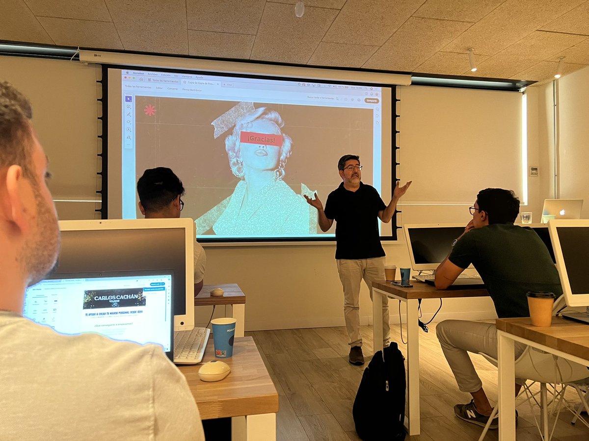 malagueniasaler's tweet image. 🔎 Nuestros compañeros @carmenn_rami y @pababe11 de la agencia @beviralmood nos han presentado la #herramienta @EventbriteES para la gestión de eventos. 

👋🏻 También hemos tenido la despedida del curso de #CM de @aulaCM con @FerRubioA.

❤️ Muchas gracias por todo‼️

#Equipo270