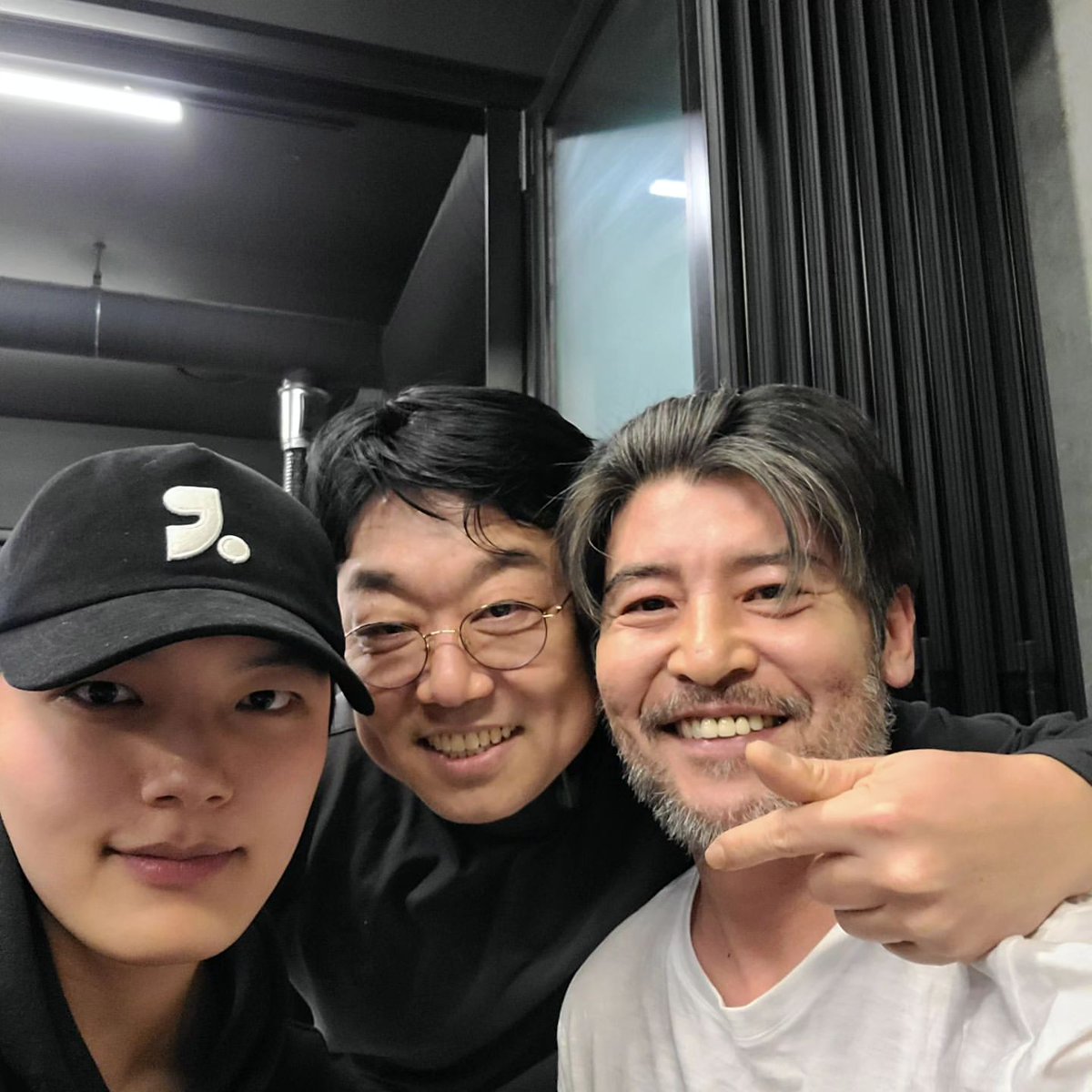 240630 seongjincheon70 Instagram update 

#Hijacking... Beyond good memories!! It's over 1 million... for now, up to 3 million...
Let's cheer up.

#여진구 #YeoJingoo