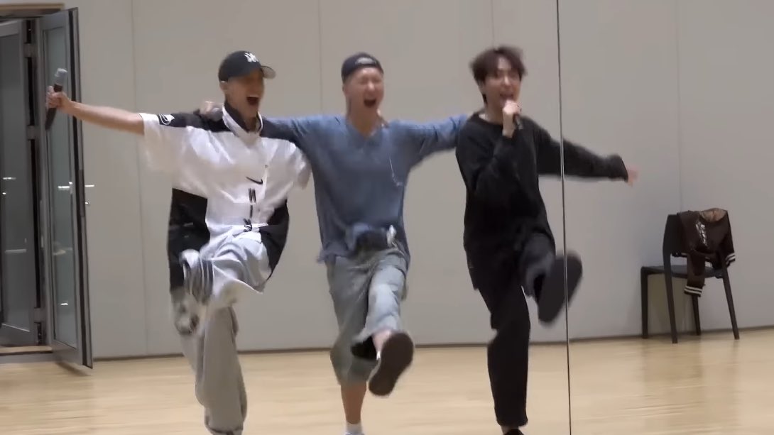 wonubliss's tweet photo. booseoksoon 🫂🥰 https://t.co/OMA3Udh77H